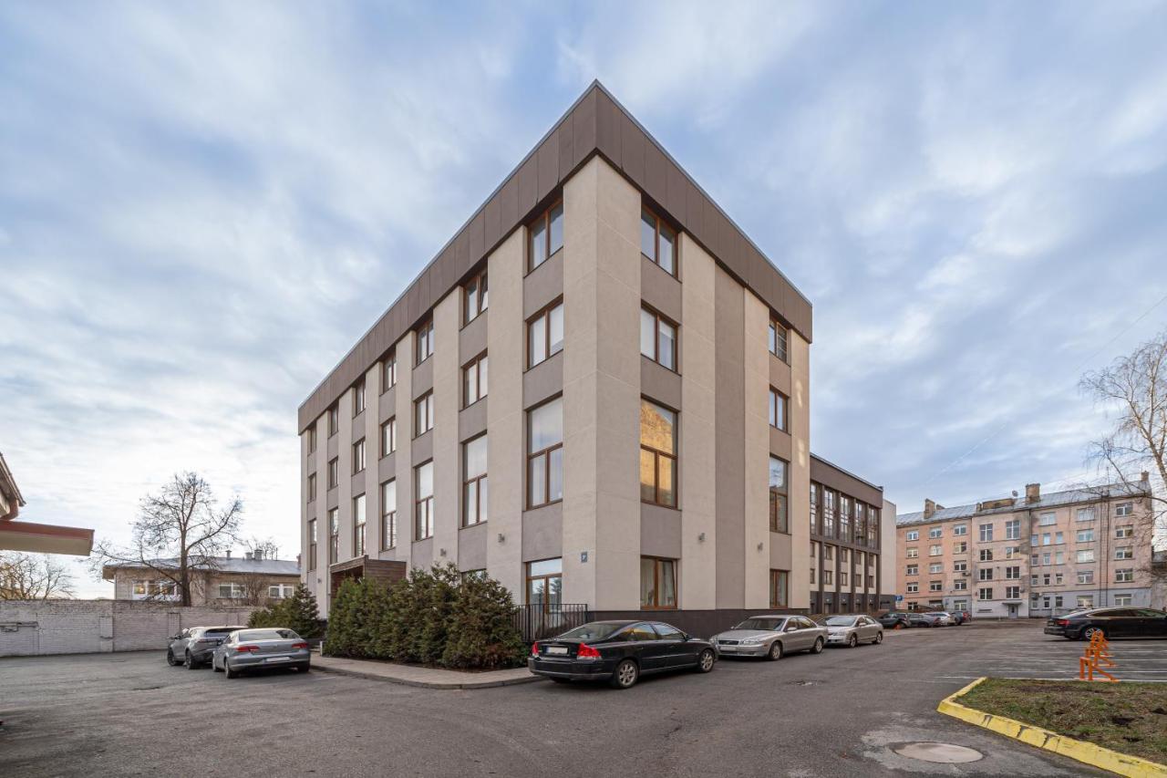 Grizinkalns With Free Parking Apartment